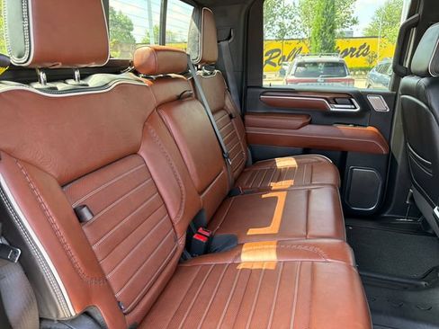 Used 2024 GMC Sierra 2500 Denali Ultimate AWD/4WD image 28