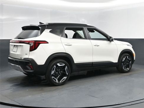 New 2026 Kia Seltos SX image 4