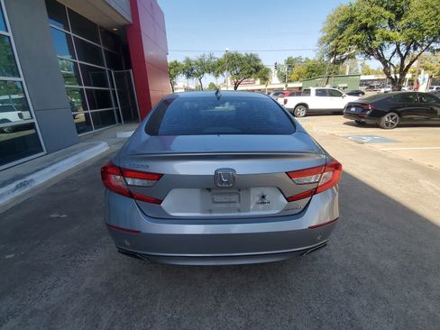 Used 2019 Honda Accord Sport image 5