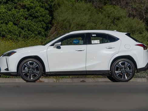 New 2026 Lexus UX 300h FWD image 6