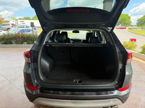 Used 2017 Hyundai Tucson Limited AWD/4WD image 24