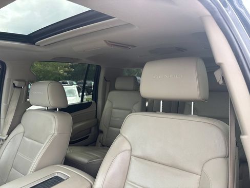 Used 2016 GMC Yukon XL Denali w/ Open Road Package RWD image 10