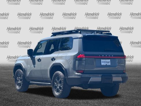 Used 2024 Lexus GX 550 AWD/4WD image 7