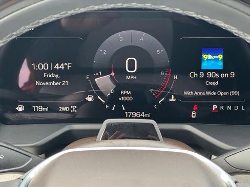 Used 2024 GMC Acadia Denali w/ Super Cruise Package image 10