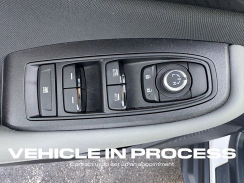 Used 2022 Subaru Outback Premium image 12