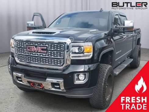 Used 2018 GMC Sierra 2500 Denali w/ Duramax Plus Package image 1