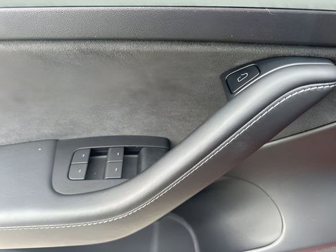 Used 2022 Tesla Model 3 Long Range image 27