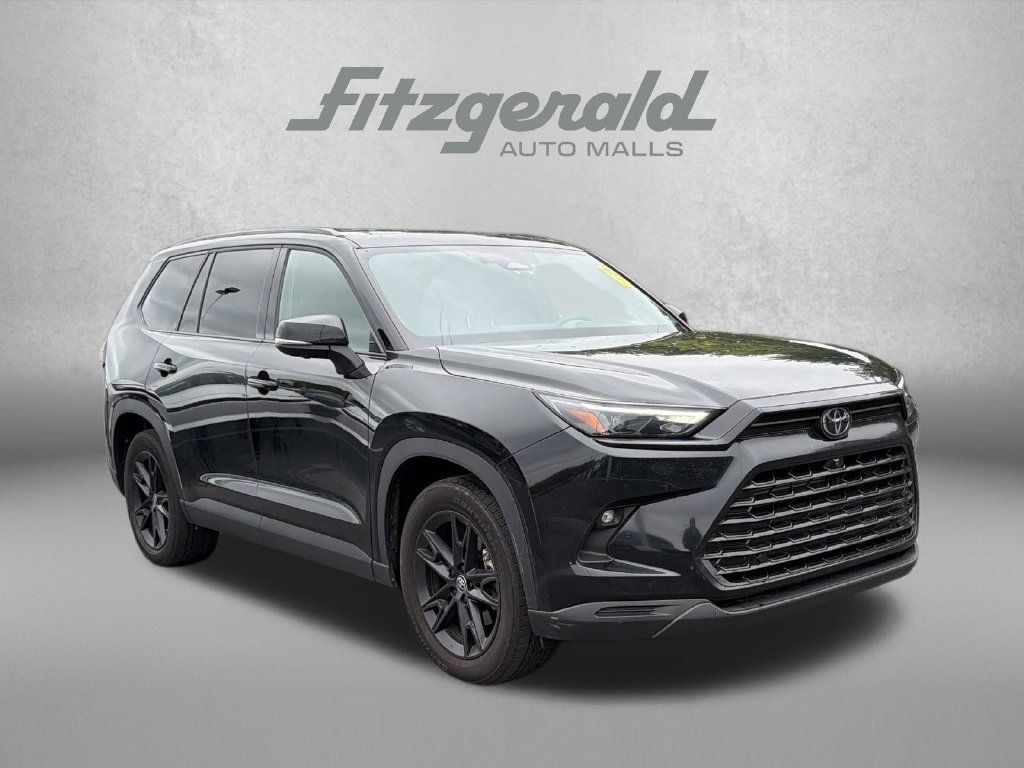 Used 2025 Toyota Grand Highlander AWD Hybrid 360° Tour