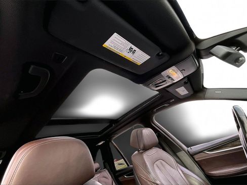 Used 2016 BMW X5 xDrive50i image 22