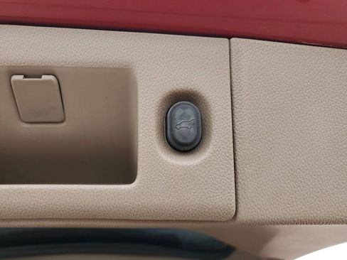 Used 2015 Chevrolet Tahoe LT image 34