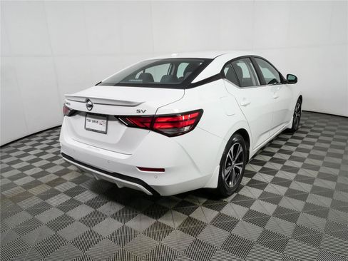 Used 2023 Nissan Sentra SV FWD image 3