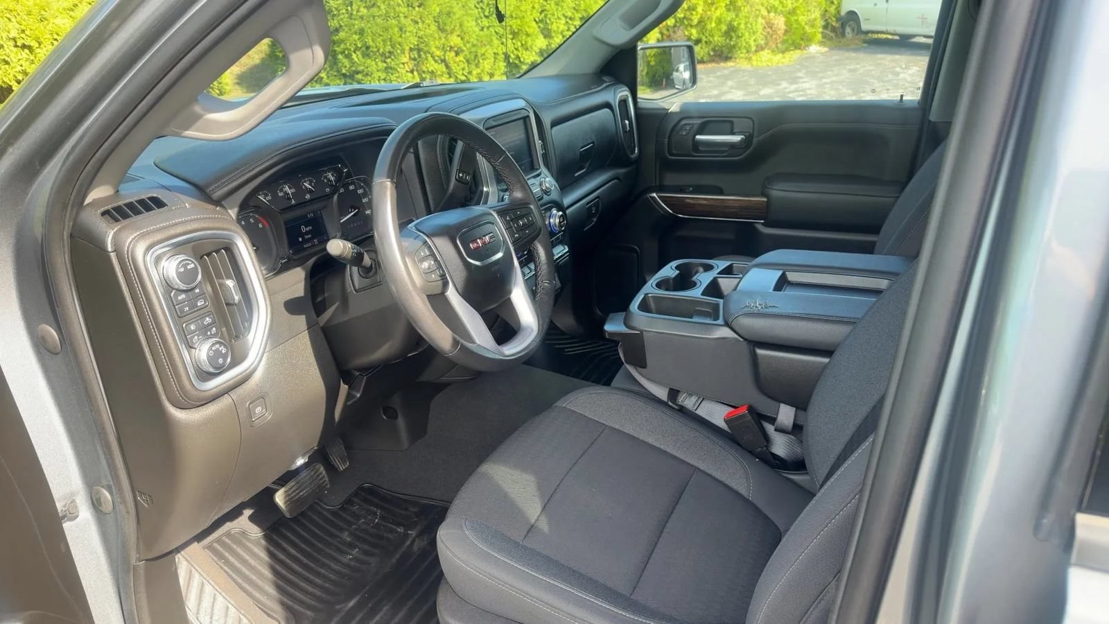 Used 2022 GMC Sierra 1500 Elevation AWD/4WD image 12