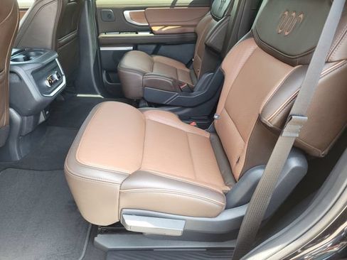 Used 2025 Ford Expedition King Ranch AWD/4WD image 27