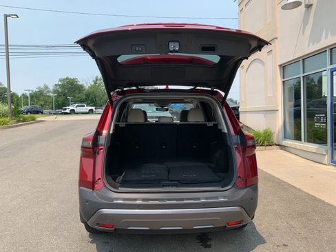 Used 2022 Nissan Rogue SL w/ SL Premium Package AWD/4WD image 8