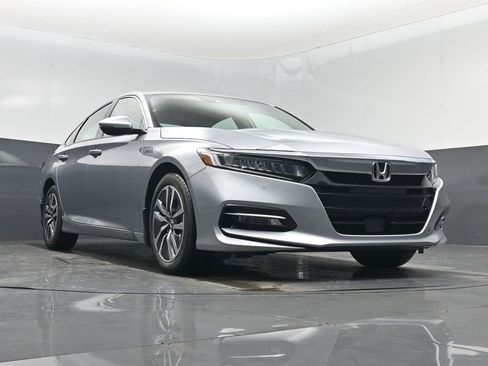Used 2020 Honda Accord Touring image 49