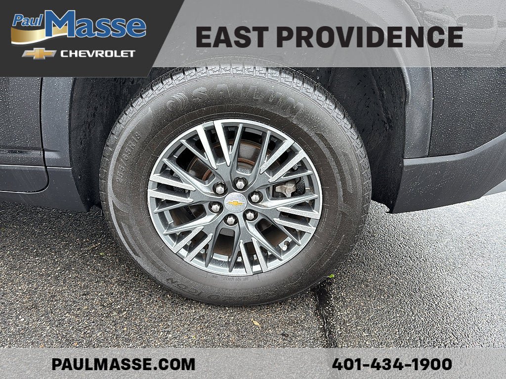 Used 2024 Chevrolet Traverse LT AWD/4WD image 8