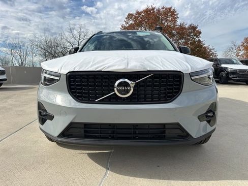 New 2026 Volvo XC40 B5 Plus w/ Protection Package Premier image 2