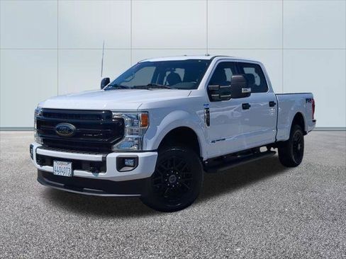 Used 2022 Ford F250 XLT w/ Black Appearance Package AWD/4WD image 1