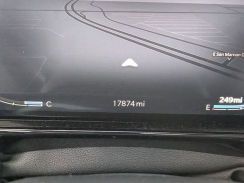 Used 2025 Jeep Grand Wagoneer 4WD image 13