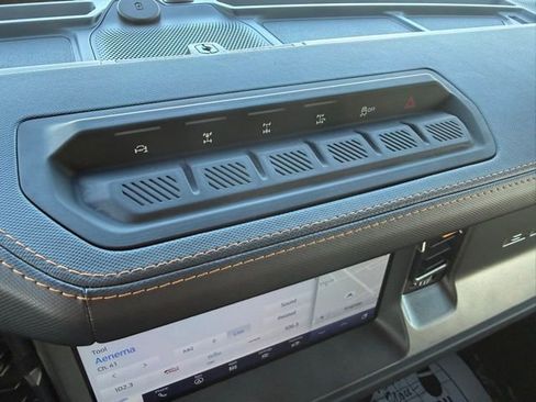 Certified 2024 Ford Bronco Badlands image 27