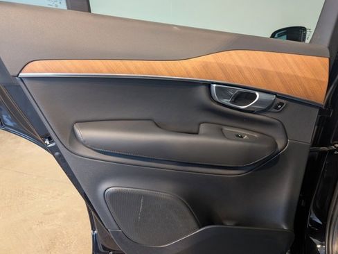 Used 2024 Volvo XC90 B6 Plus image 25