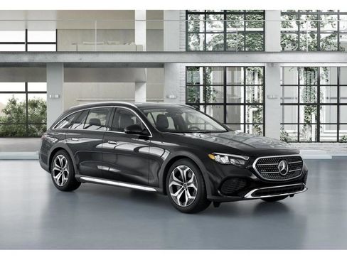 New 2025 Mercedes-Benz E 450 4MATIC All-Terrain Wagon image 11