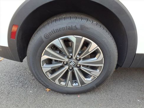 Used 2025 Buick Envision Preferred image 7