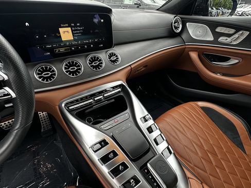Used 2022 Mercedes-Benz AMG GT 43 image 31