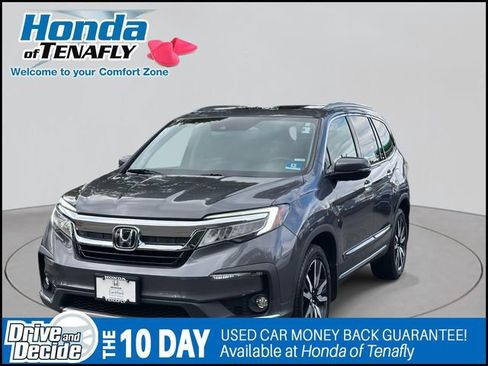 Certified 2020 Honda Pilot Touring image 2