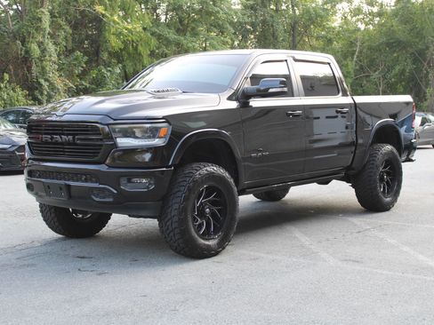 Used 2019 RAM 1500 Laramie AWD/4WD image 4