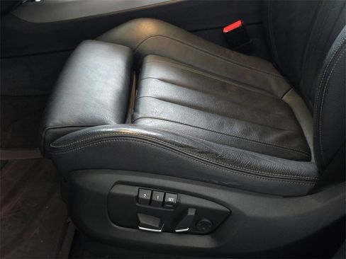 Used 2017 BMW X5 xDrive35d image 31