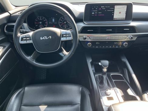 Used 2022 Kia Telluride LX AWD/4WD image 9