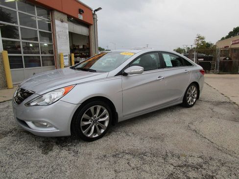 Used 2013 Hyundai Sonata Limited FWD image 2