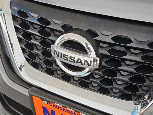 Used 2020 Nissan Kicks S image 36