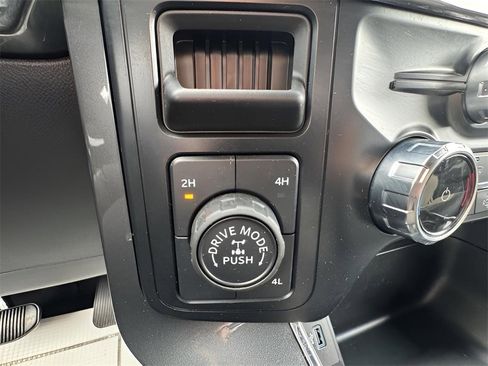 Certified 2023 Ford F150 XLT w/ Equipment Group 302A High image 29