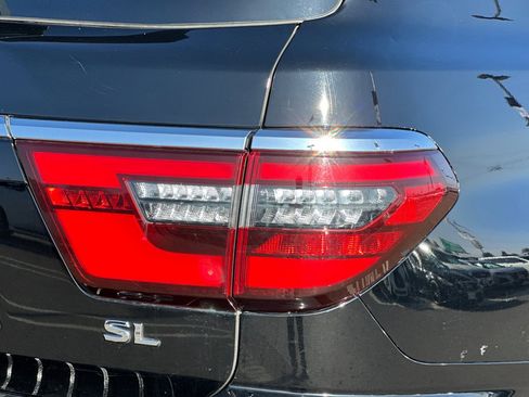 Used 2023 Nissan Armada SL w/ Captain's Chairs Package image 53