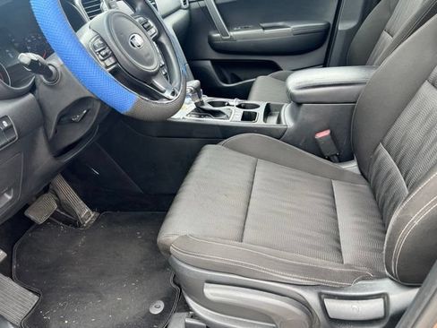 Used 2017 Kia Sportage LX FWD image 5
