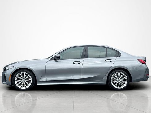 Used 2023 BMW 330i Sedan w/ Parking Assistance Package RWD image 2