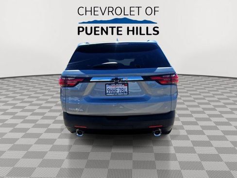 Used 2023 Chevrolet Traverse LT FWD image 7