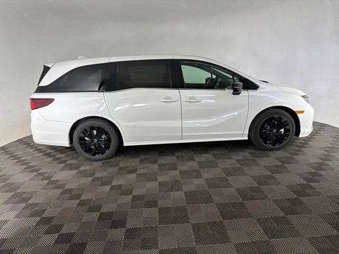 Certified 2026 Honda Odyssey Sport-L image 5