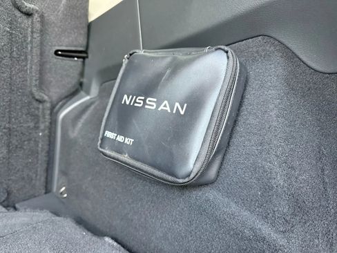 Used 2024 Nissan Rogue SV image 26