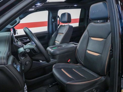 Used 2023 GMC Yukon XL AT4 w/ AT4 Premium Plus Package image 10