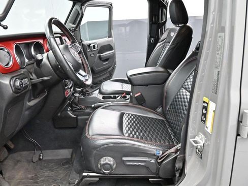 Used 2022 Jeep Gladiator Rubicon w/ LED Lighting Group AWD/4WD image 14