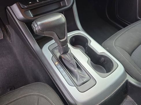 Used 2019 Chevrolet Colorado LT w/ LT Convenience Package RWD image 21