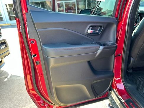 Used 2025 Honda Ridgeline Black Edition image 18