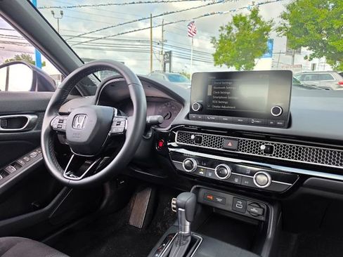 Used 2024 Honda Civic Sport image 13