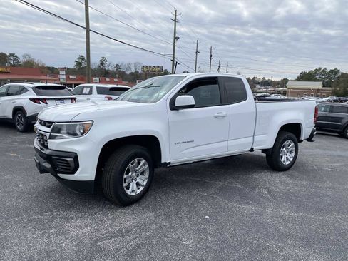 Used 2022 Chevrolet Colorado LT w/ Fleet Safety Package image 9