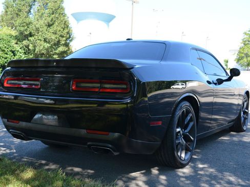 Used 2020 Dodge Challenger R/T w/ Blacktop Package RWD image 5