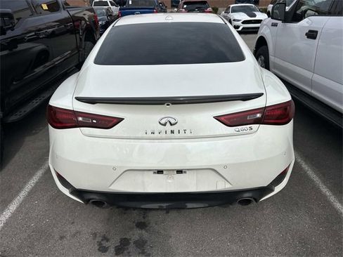 Used 2022 INFINITI Q60 Red Sport 400 w/ Carbon Fiber Package image 5