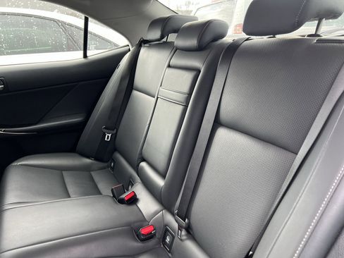 Used 2014 Lexus IS 350 image 34